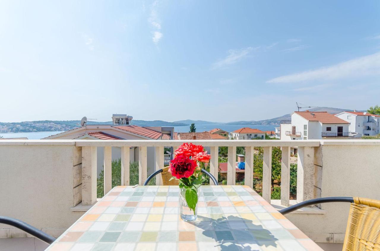 Apartments Tily Трогір Екстер'єр фото